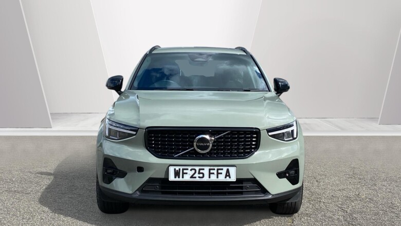 Volvo XC40 2.0 B3P Plus Dark 5dr Auto Petrol Estate